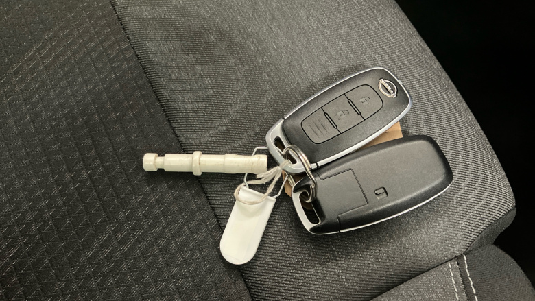 Nissan Qashqai 1.3 DiG-T MH 158 N-Connecta 5dr Xtronic Petrol Hatchback